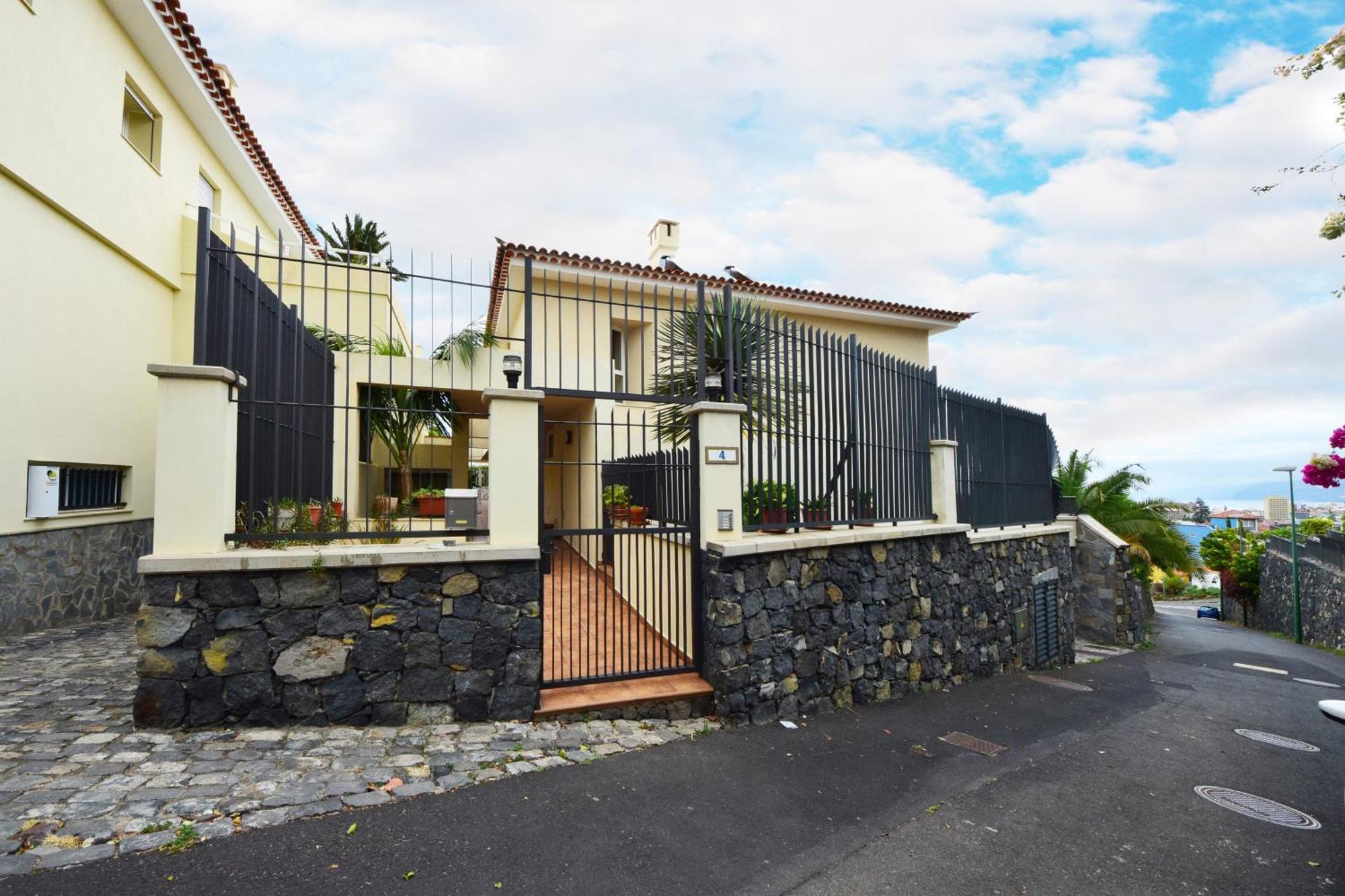 Azalea - Vivienda Vacacional Puerto de la Cruz  Exteriör bild